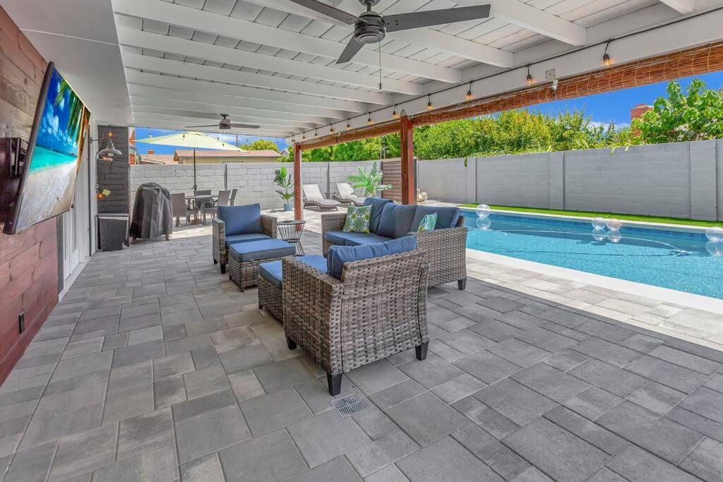 Huntington Beach, Ac, Pool, Hot Tub, Detached Office, Close To Beach, Outside Entertaining Area Exterior foto